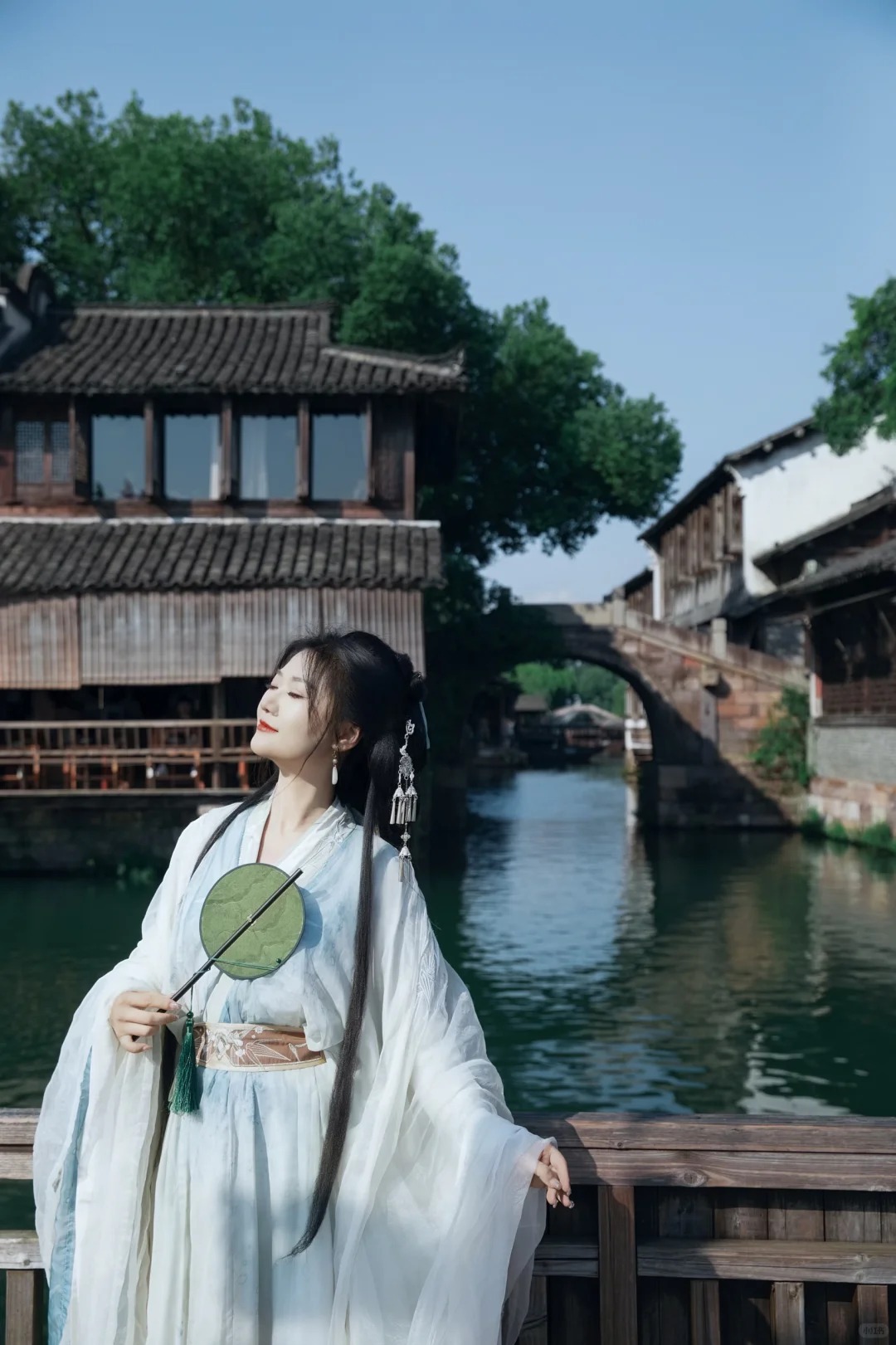 Travel 8